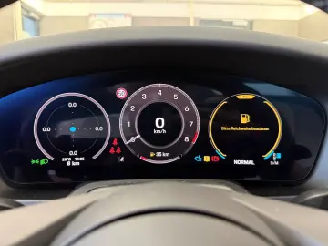 Porsche 992 (911) Carrera 4S   Surround View   BOSE