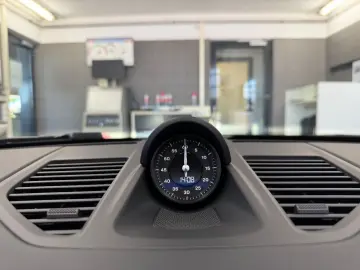 Porsche 992 (911) Carrera 4S   Surround View   BOSE