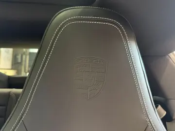 Porsche 992 (911) Carrera 4S   Surround View   BOSE
