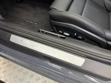 Porsche 992 (911) Carrera 4S   Surround View   BOSE