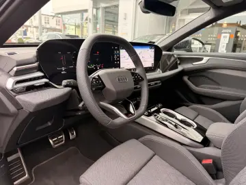Audi A6 LIMOUSINE 2.0TDI S LINE 2xDISPLAY 360