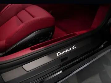 Porsche 992 -2 (911) Turbo S Cabrio Innodrive Night Vision