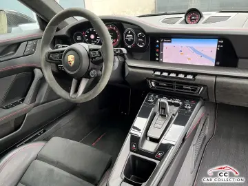 PORSCHE 992 Carrera 4 GTS CarbonDach SpoDes 18Weg HALenk