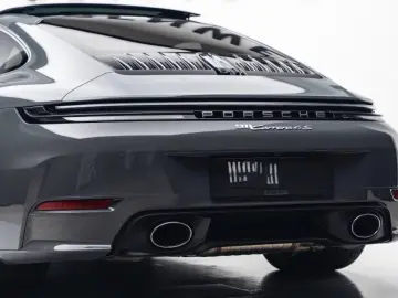 Porsche 911 992.2 Carrera 4S SPORTDESIGN ACC BOSE 18WEGE