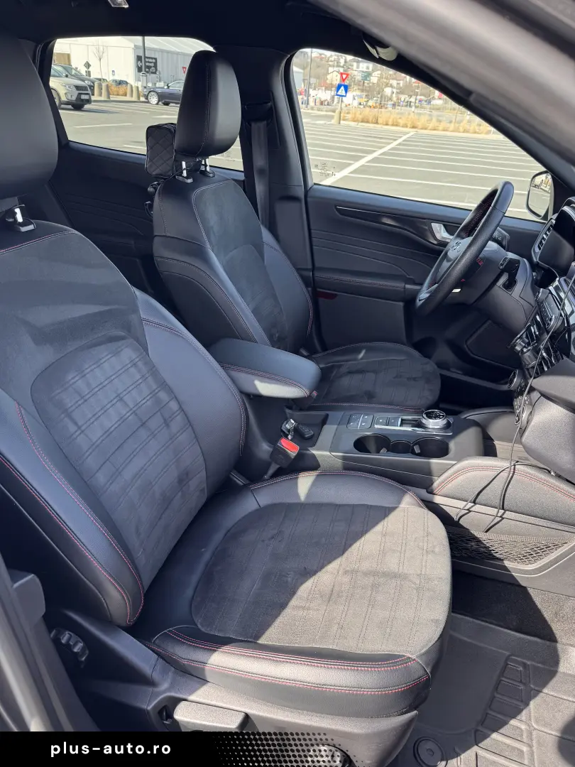 Ford Kuga ST Line X FHEV AWD