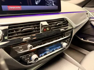 BMW 530d xDrive - M pachet   Laser   Trapa