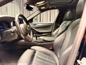 BMW 530d xDrive - M pachet   Laser   Trapa