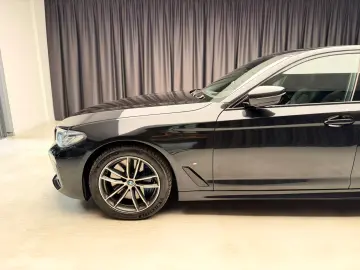 BMW 530d xDrive - M pachet   Laser   Trapa