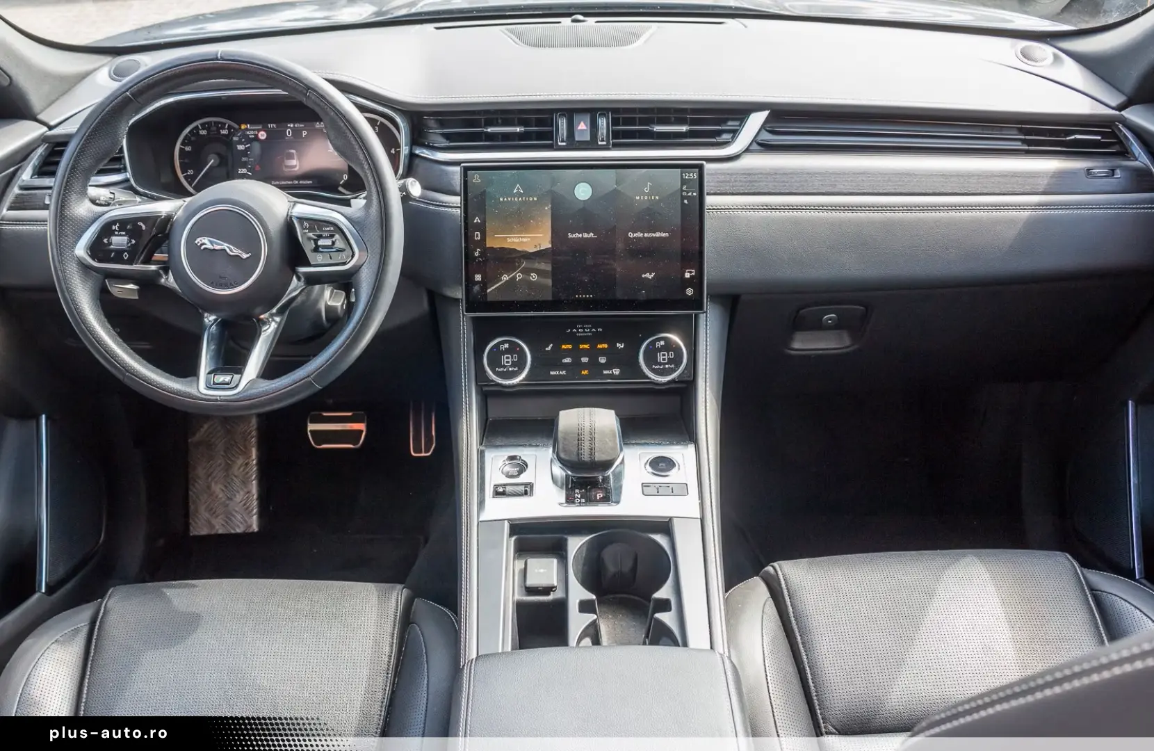 JAGUAR F-PACE D200 AWD R-Dynamic Black ACC Panorama