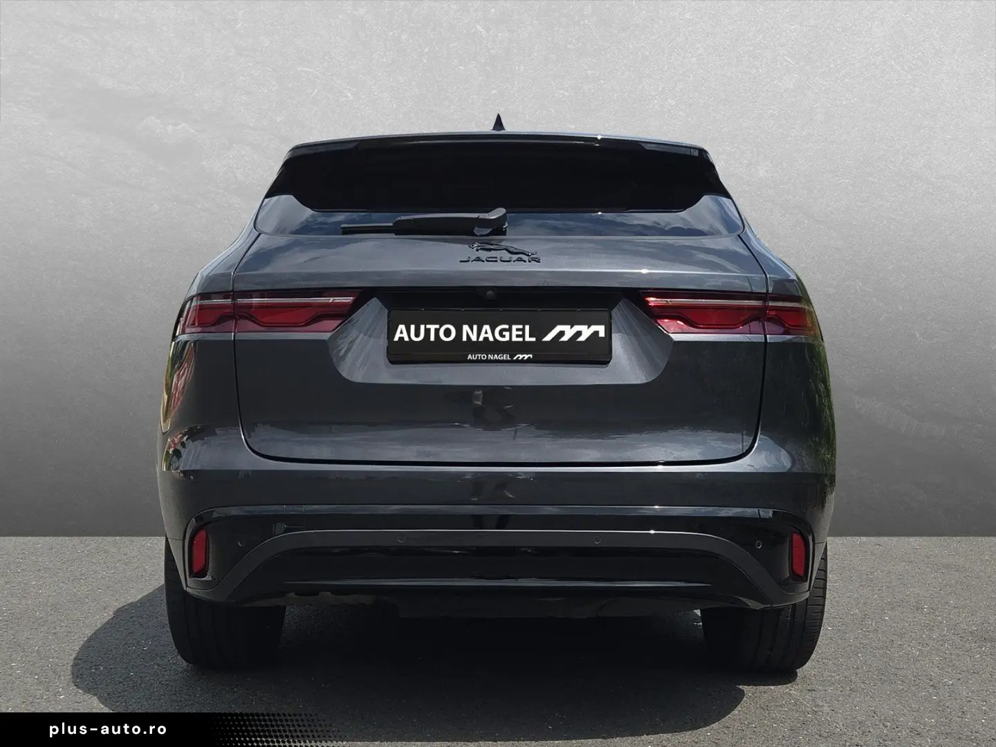 JAGUAR F-Pace D200 R-Dyn. BLACK  AHK ACC Pano Winter-P.