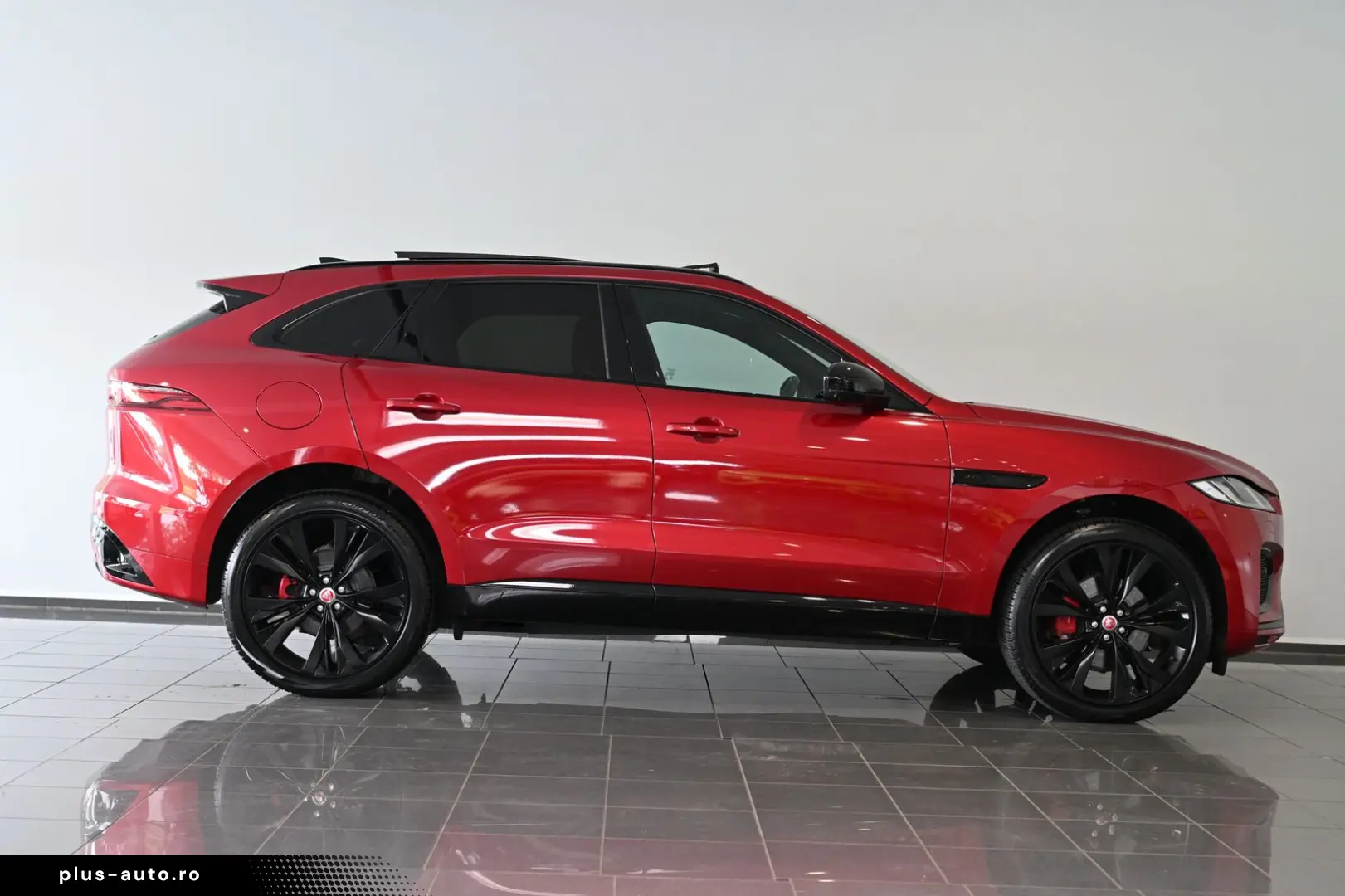 JAGUAR F-PACE R-Dynamic Black Pack AWD Pano Leder 22