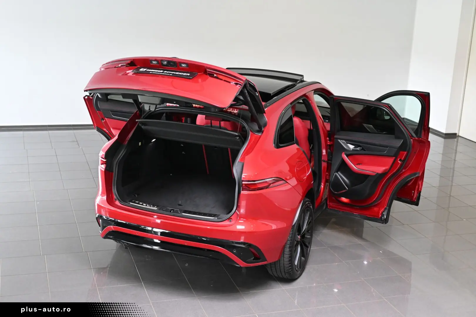 JAGUAR F-PACE R-Dynamic Black Pack AWD Pano Leder 22