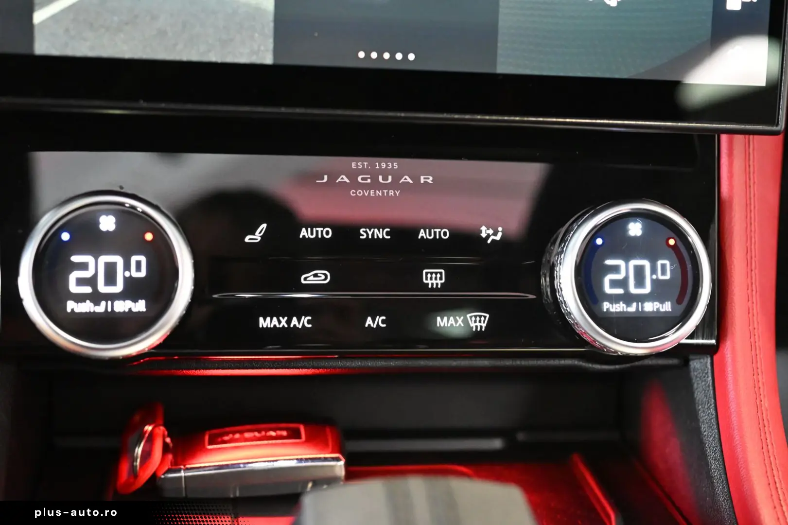 JAGUAR F-PACE R-Dynamic Black Pack AWD Pano Leder 22
