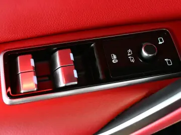 JAGUAR F-PACE R-Dynamic Black Pack AWD Pano Leder 22