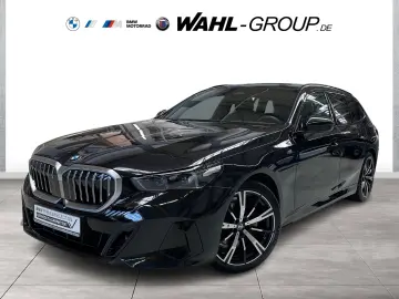 BMW 520d xDrive TOURING M SPORT AHK H&K HIFI PANO AL