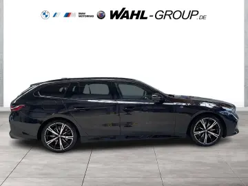 BMW 520d xDrive TOURING M SPORT AHK H&K HIFI PANO AL