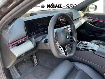 BMW 520d M Sport AHK HeadUp DrivingAss  Innovation H