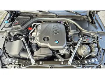 BMW 520d Touring xDrive M-Sport Pro 21 ZOLL AHK H K