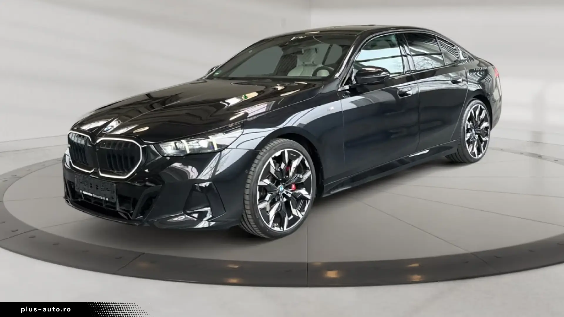 BMW 520d M Sport Carbon Drive Assist AHK HUD Pano Wide