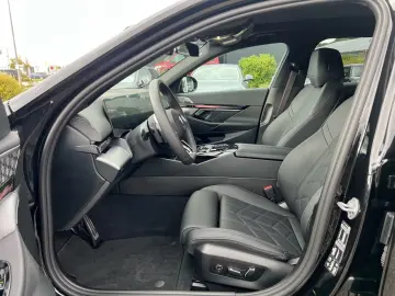 BMW 520d xDrive Touring M Sport Pro Head-Up Pano AHK