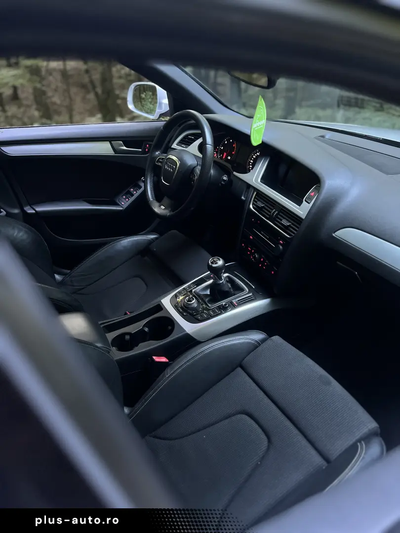 Audi a4b8 S-line