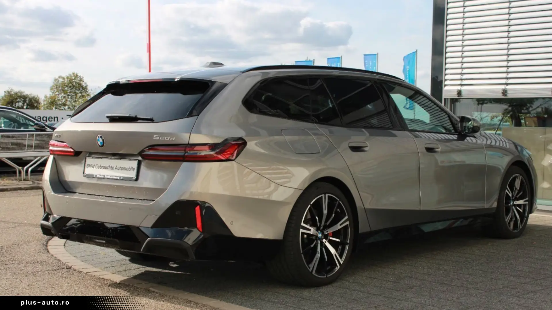 BMW 520d xDrive Tour M Sport pro HUD Iconic DA  AHK