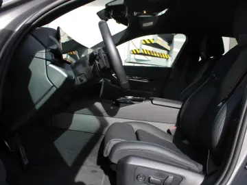 BMW 520d xDrive Tour M Sport pro HUD Iconic DA  AHK