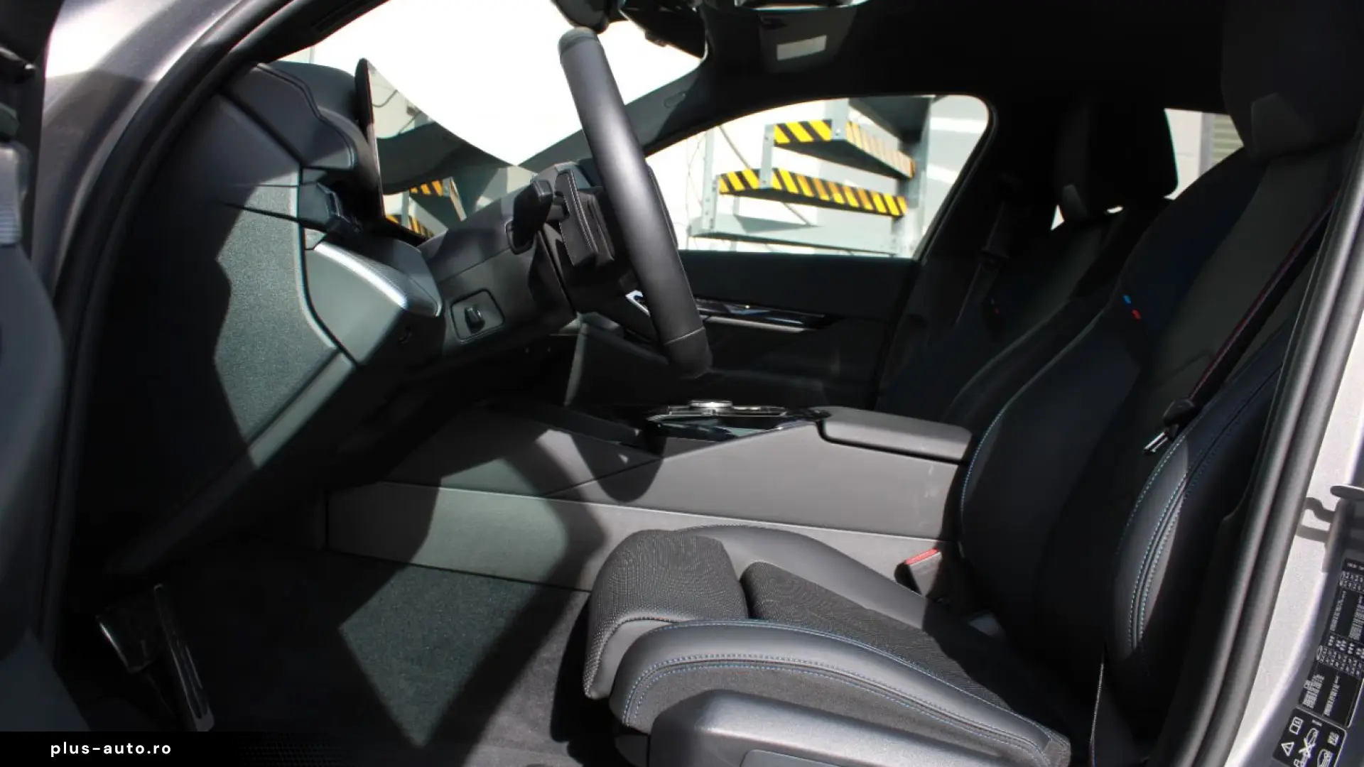 BMW 520d xDrive Tour M Sport pro HUD Iconic DA  AHK