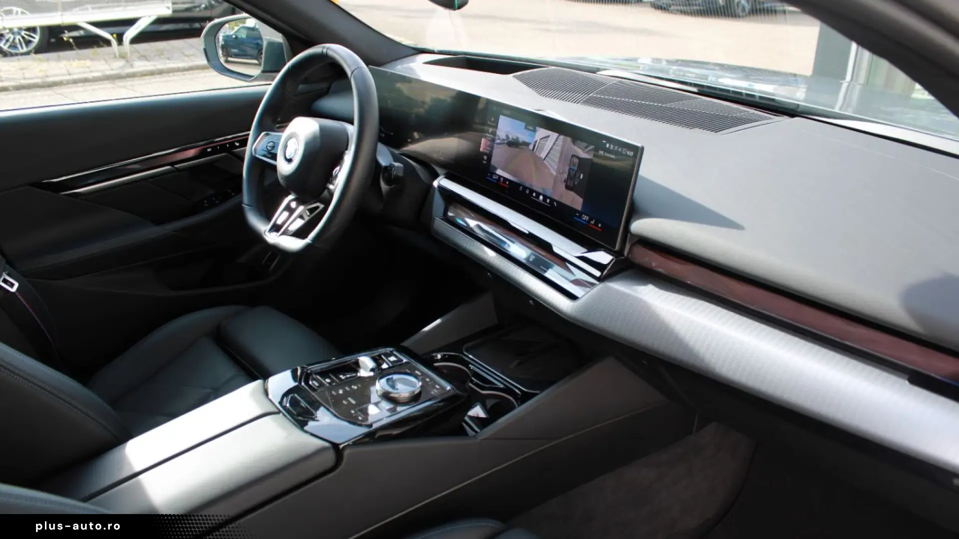 BMW 520d xDrive Tour M Sport pro HUD Iconic DA  AHK