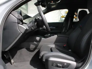 BMW 520d xDrive Tour M Sport pro HUD Iconic DA  AHK