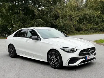 MERCEDES-BENZ C 220d 4Matic AMG-Line MBUX Kamera Dis…