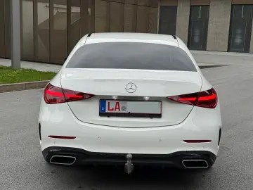 MERCEDES-BENZ C 220d 4Matic AMG-Line MBUX Kamera Dis…