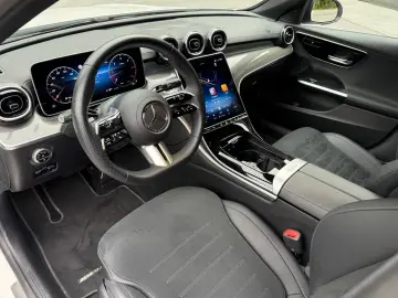 MERCEDES-BENZ C 220d 4Matic AMG-Line MBUX Kamera Dis…