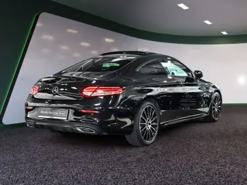 MERCEDES-BENZ C 300 Coupé AMG Sport NIGHT STANDHZ. A…