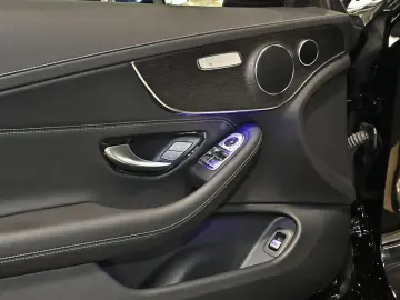 MERCEDES-BENZ C 300 Coupé AMG Sport NIGHT STANDHZ. A…