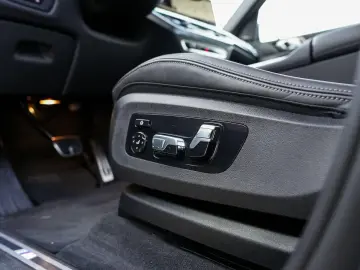 BMW X5 xDrive40d M-Sport AHK ACC PANO Sitzlüft 360