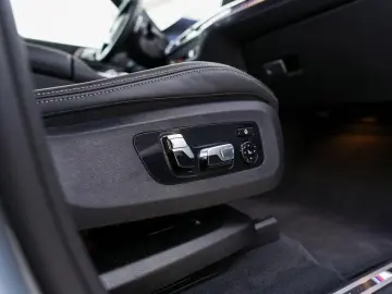 BMW X5 xDrive40d M-Sport AHK ACC PANO Sitzlüft 360