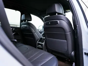 BMW X5 xDrive40d M-Sport AHK ACC PANO Sitzlüft 360