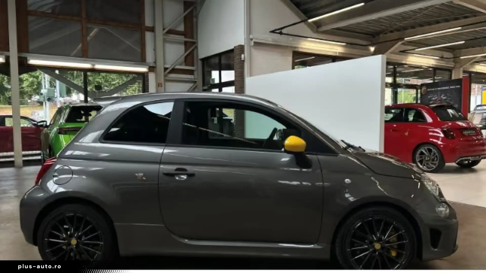 Abarth 695 Nav Style Yellow BeatsRecord Monza