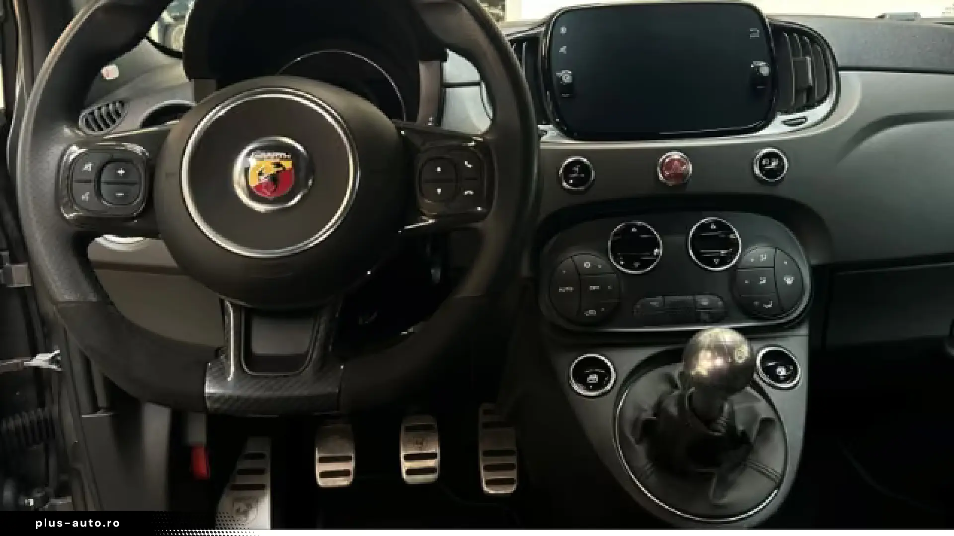 Abarth 695 Nav Style Yellow BeatsRecord Monza