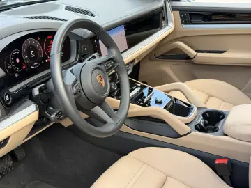 PORSCHE Cayenne Basis 22 Z SPORTABGAS HD MATRIX BOSE PAN