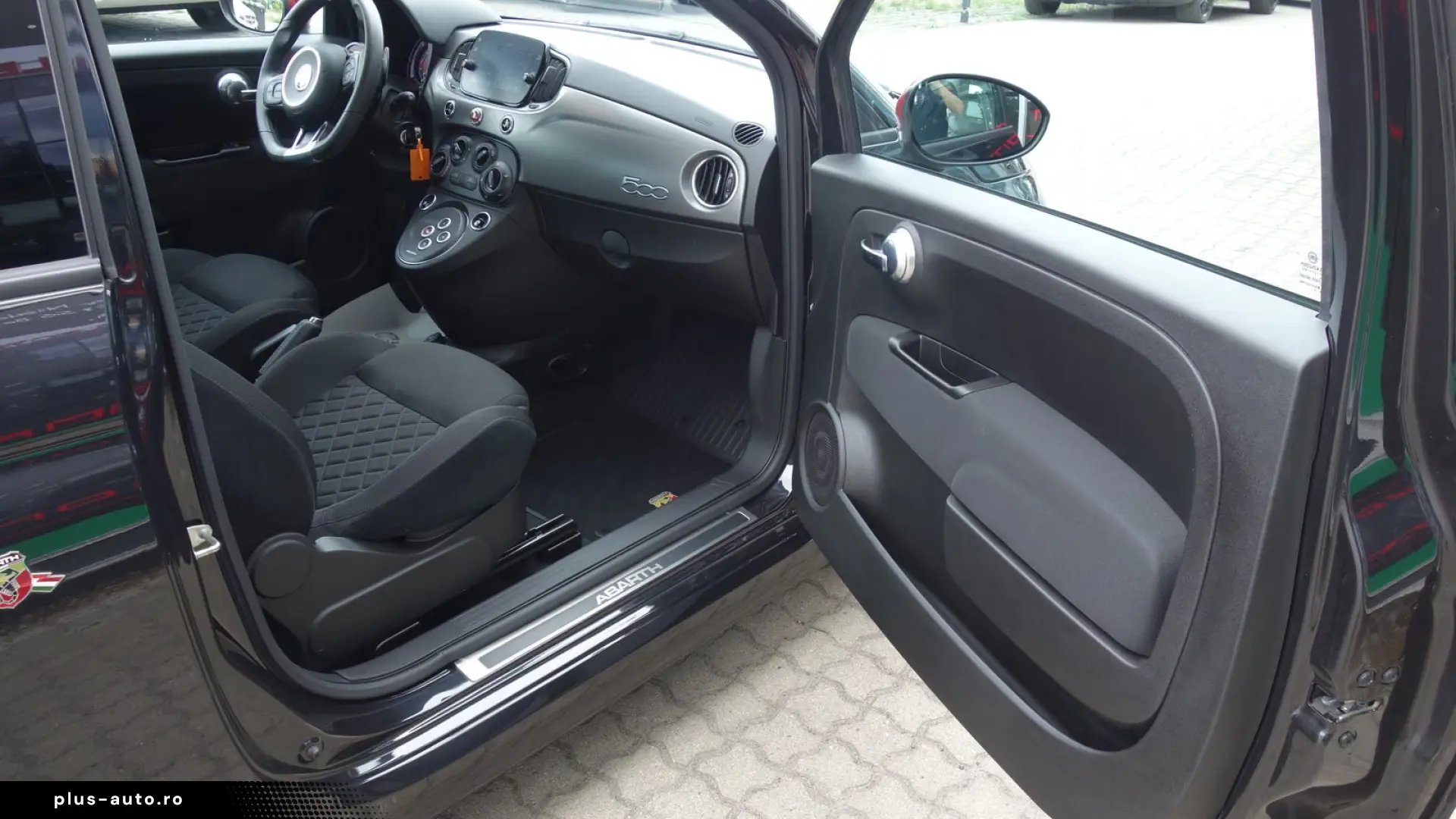 Abarth 595 1 4 TURBO AUTOM KLIMA PDC SITZHZG