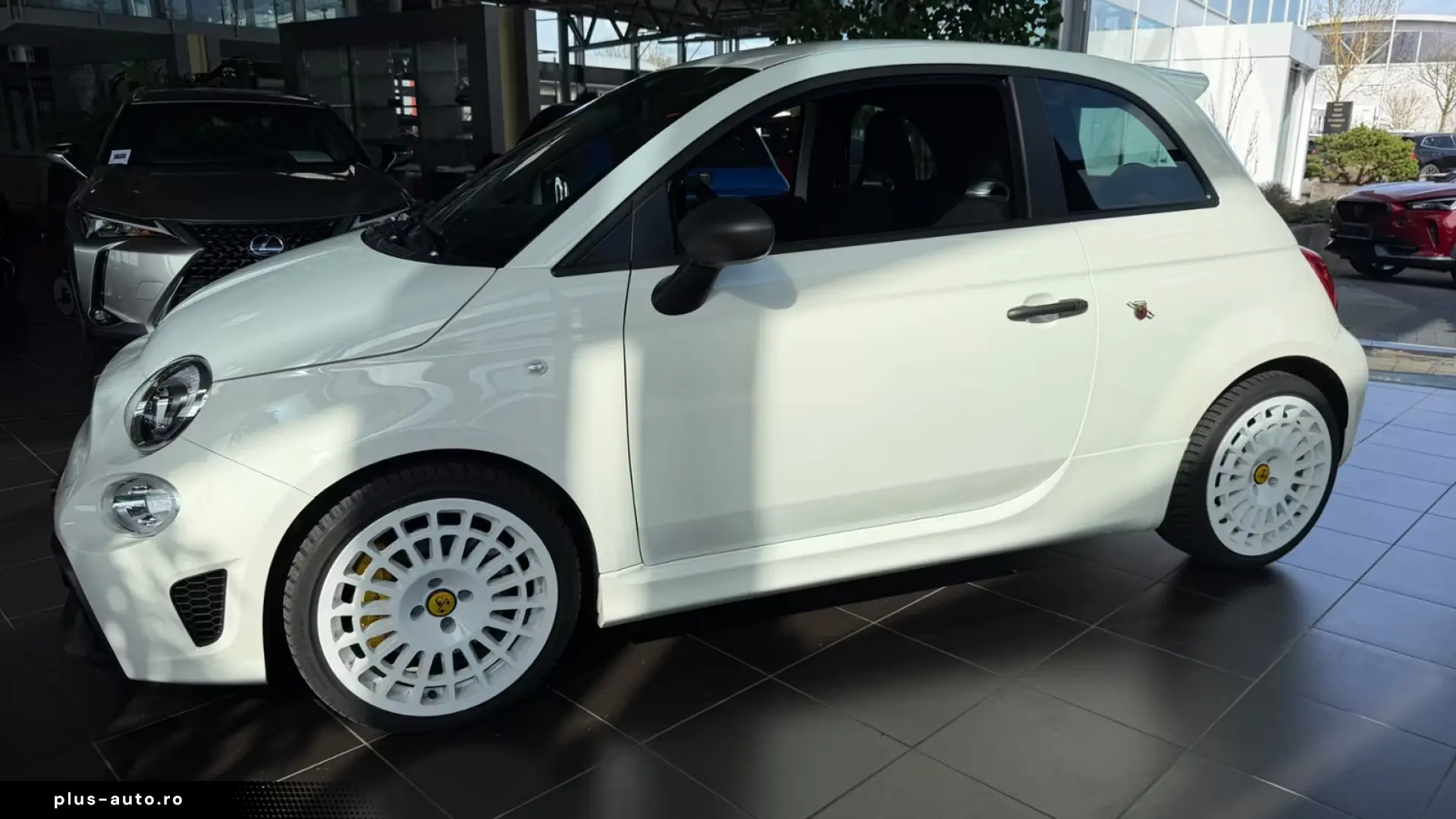 Abarth 695 1.4 T-Jet BEATS NAVI ALU