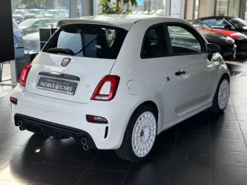 Abarth 695 1.4 T-Jet BEATS NAVI ALU