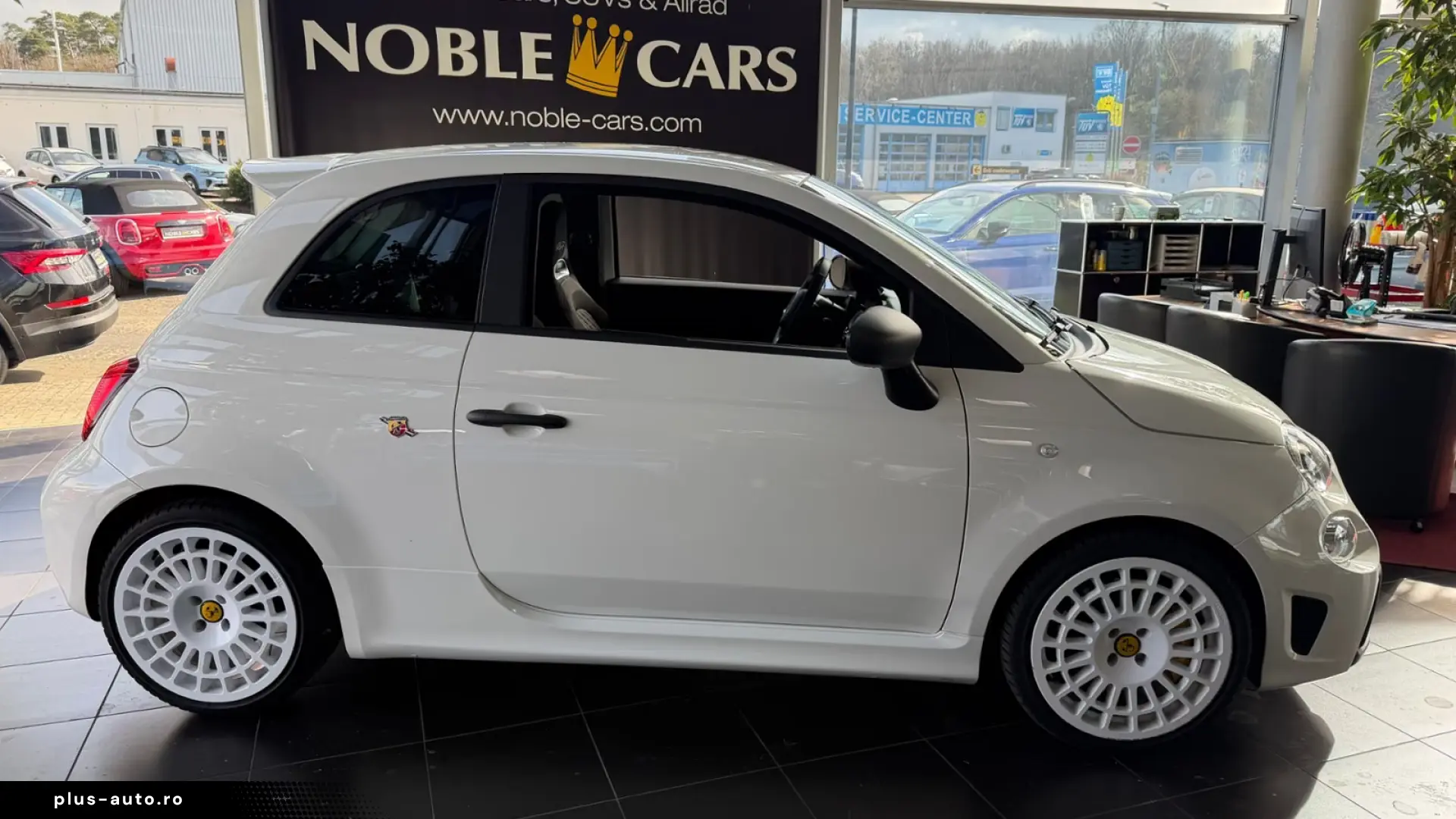 Abarth 695 1.4 T-Jet BEATS NAVI ALU