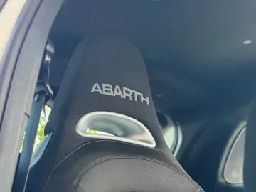 Abarth 695 1.4 T-Jet BEATS NAVI ALU