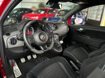 Abarth 695C BEATS KLIMA NAVI 17  ALU