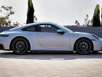 PORSCHE 992 (911) Carrera   Sportabgasanlage   HD-Matrix