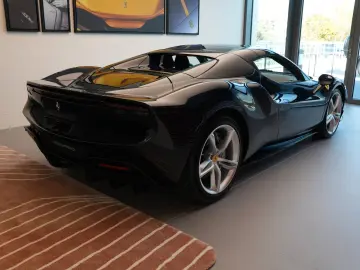 FERRARI 296 GTS      Ferrari Mannheim