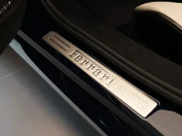 FERRARI 296 GTS      Ferrari Mannheim